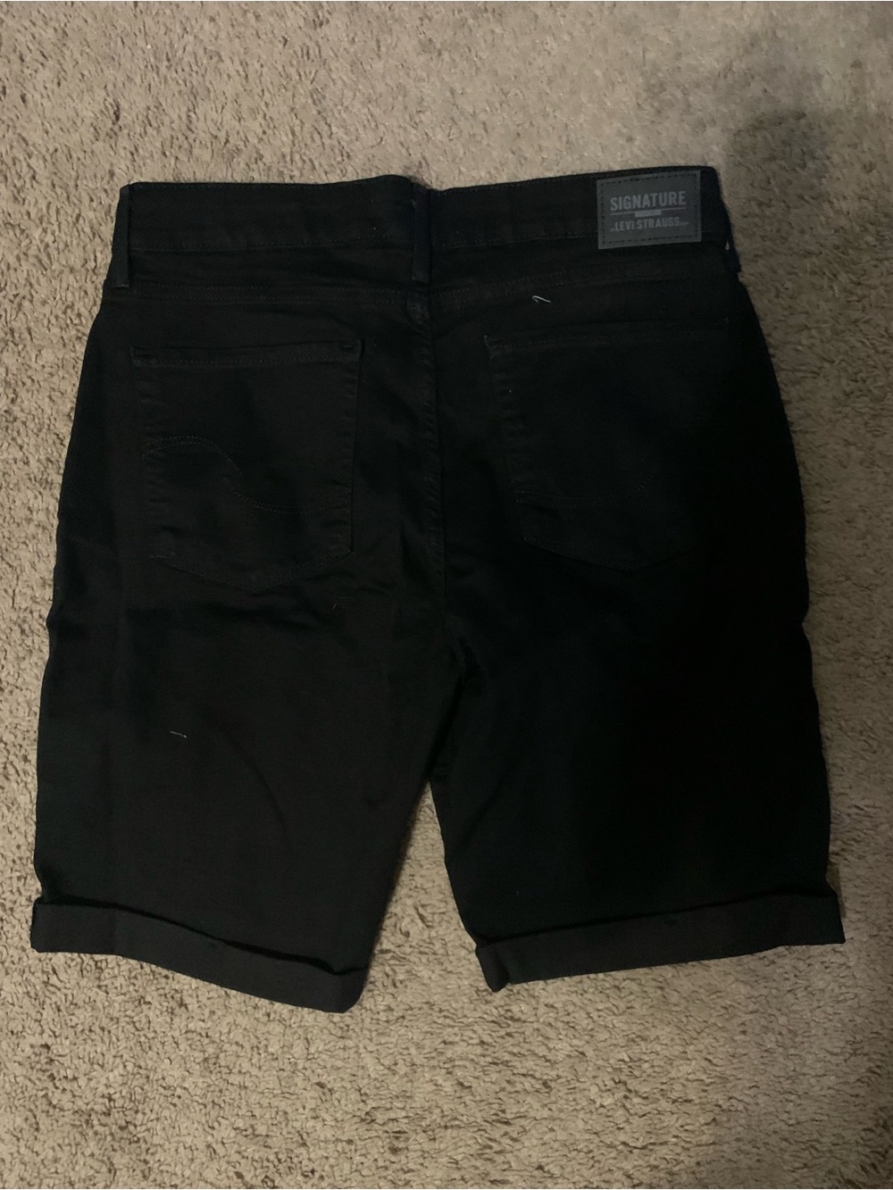 Signature by Levi Strauss Black Women's Denim Shorts - Picture 3 of 5
